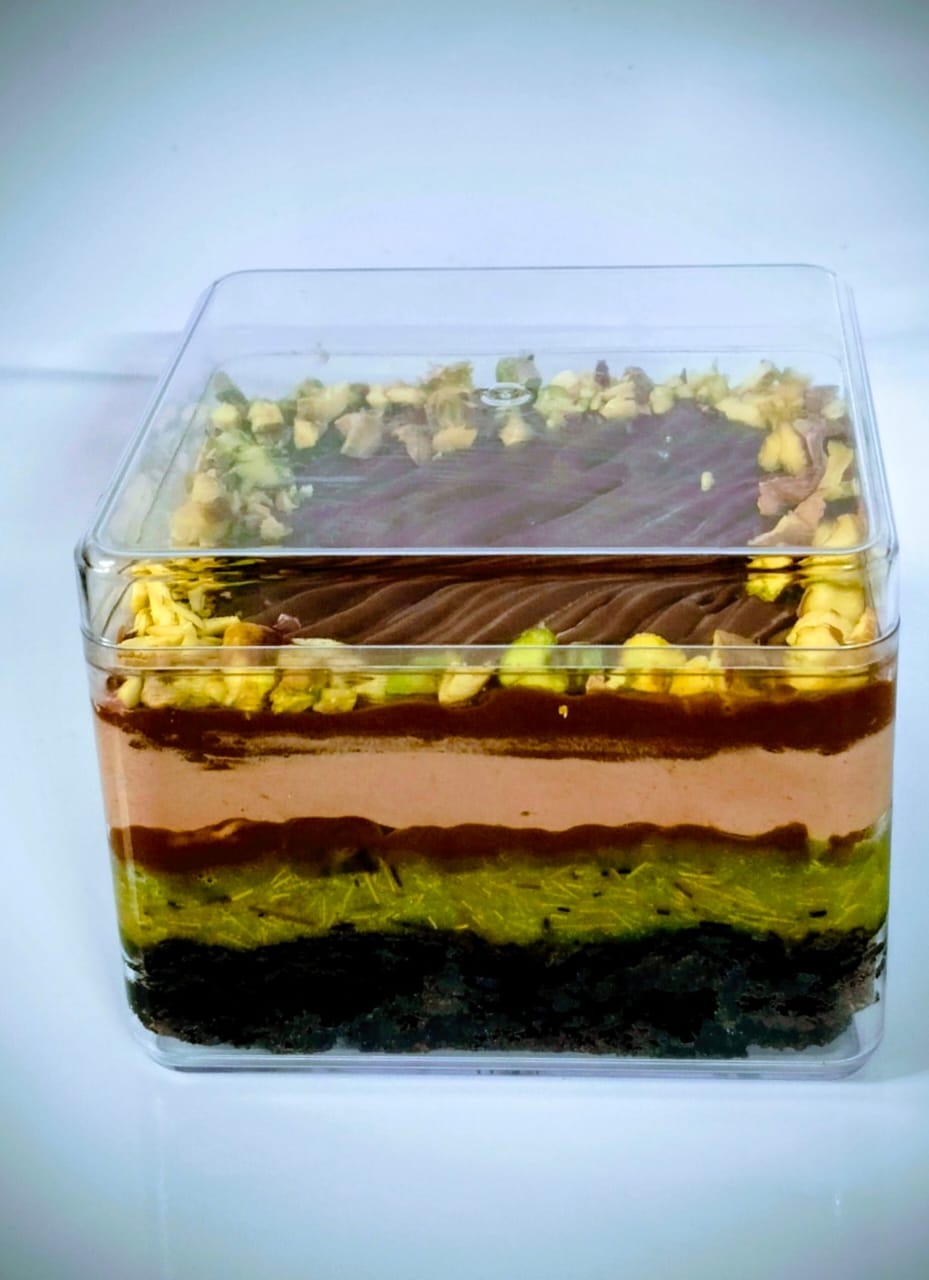Brownie Kunafa Cake Tub — Brownies by Casa Fiora