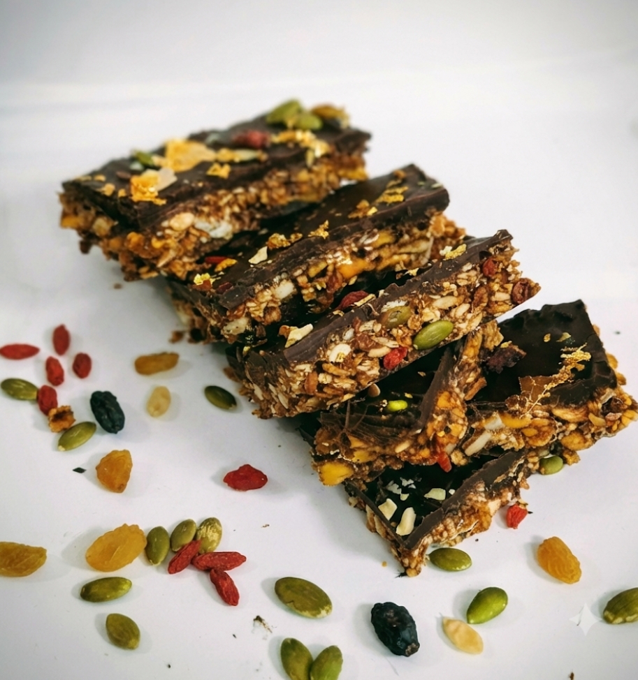 Granola Bars (with / without Dark Chocolate) — Health Conscious by Casa Fiora